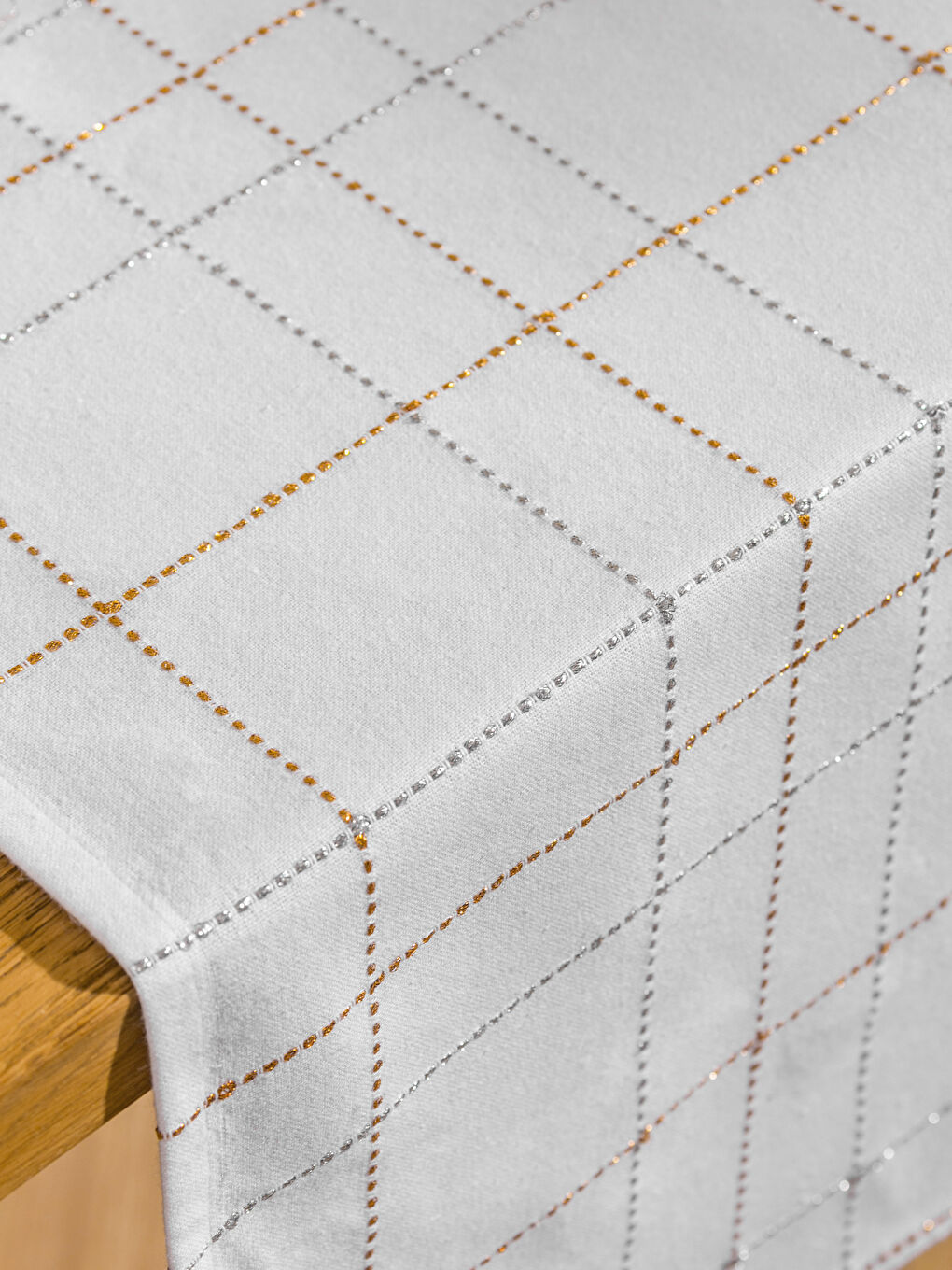 Ekru Ekose Desenli Runner 45x150 cm-2