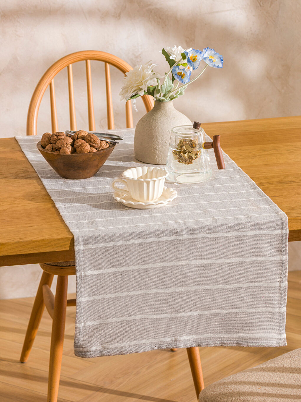 Bej Çizgi Nakışlı Runner 45x150 cm-1