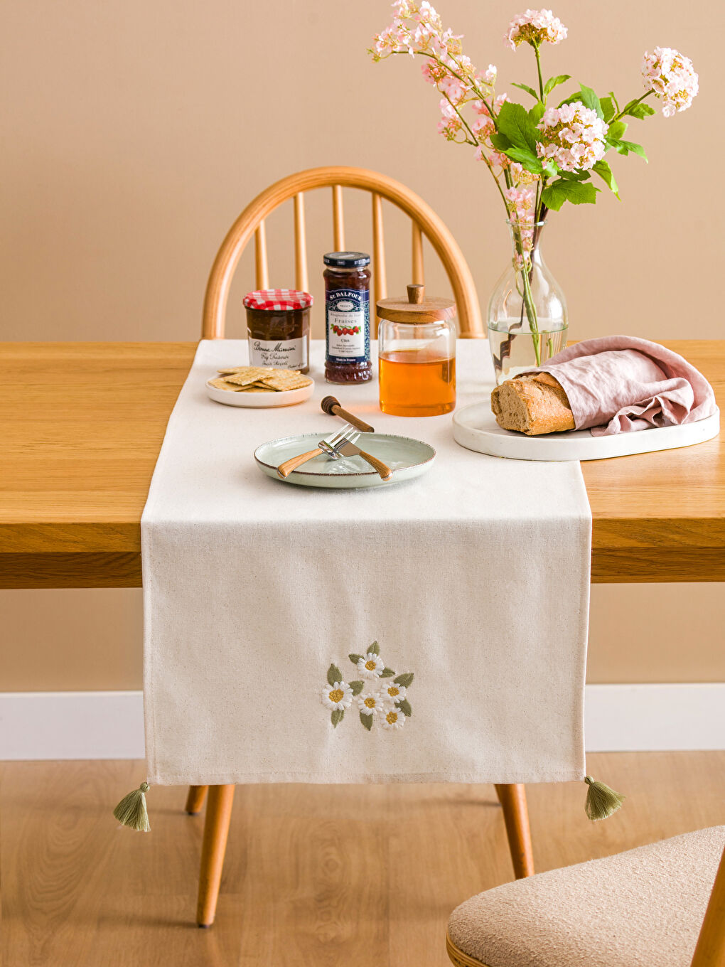 Karışık Çiçek Nakışlı Runner 45x150 cm