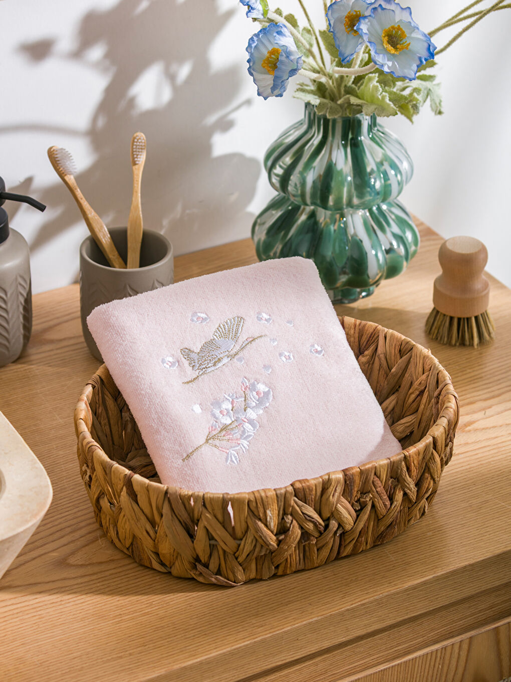 خاولی دەستی په‌مه‌یی-1