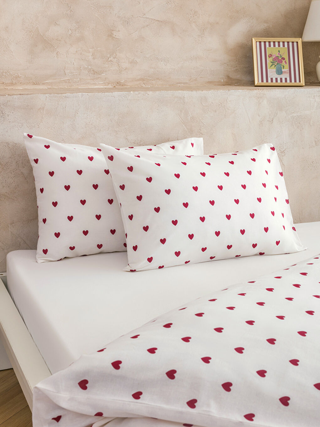 Kırmızı Kalp Baskılı Çift Kişilik Nevresim Seti 200x220 Cm-2