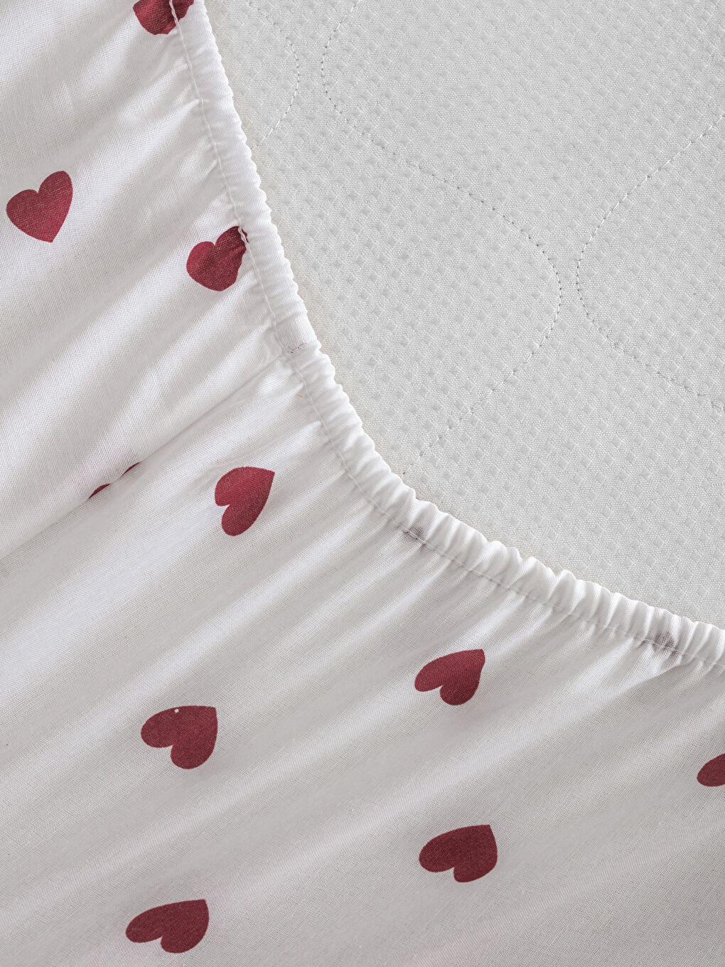 Kalp Baskılı Tek Kişilik Lastikli Çarşaf-3