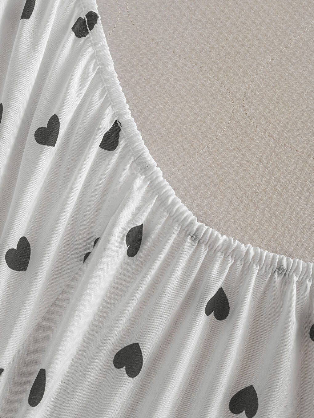 Kalp Baskılı Tek Kişilik Lastikli Çarşaf-3