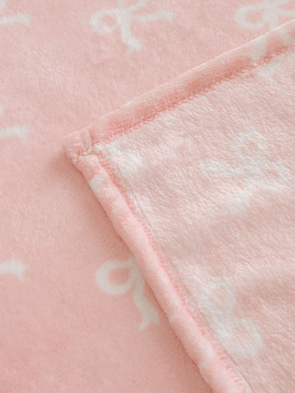 Pembe Fiyonk Baskılı Pelüş Tek Kişilik Battaniye-3