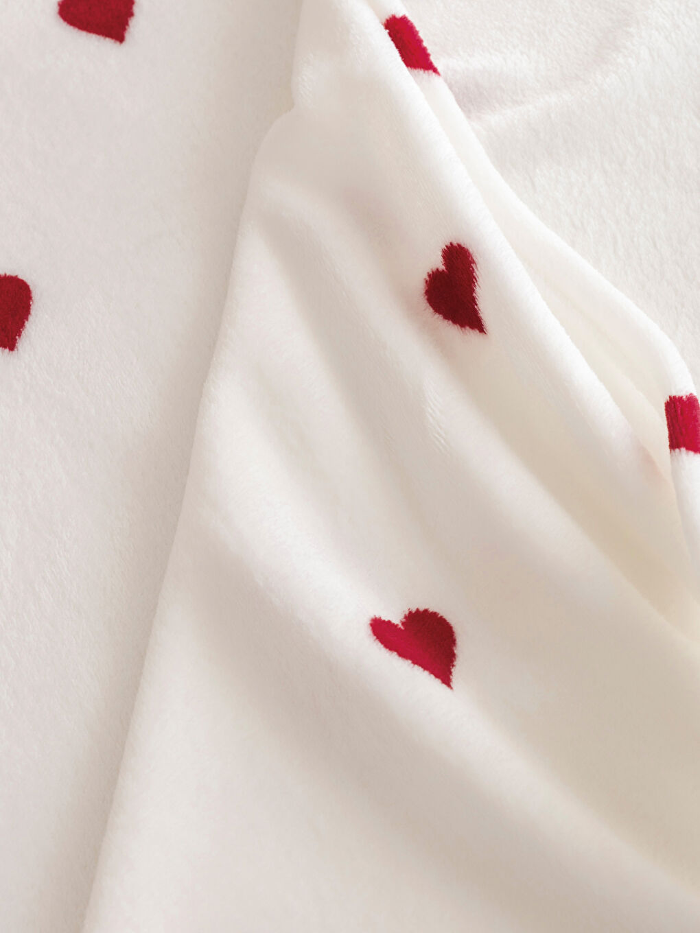 Kırmızı Kalp Baskılı Tek Kişilik Battaniye-2
