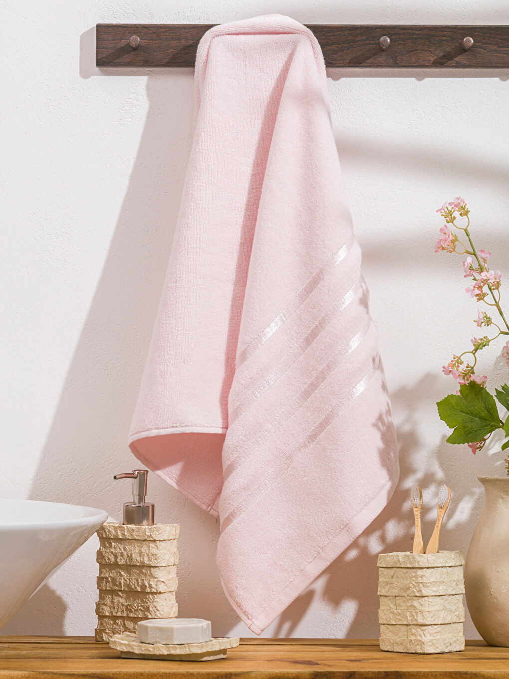 Pembe Desenli Pamuklu Yüz Havlusu 50x80 cm