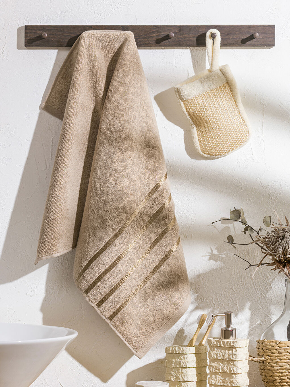 خاولی دەستی قاوه‌یی