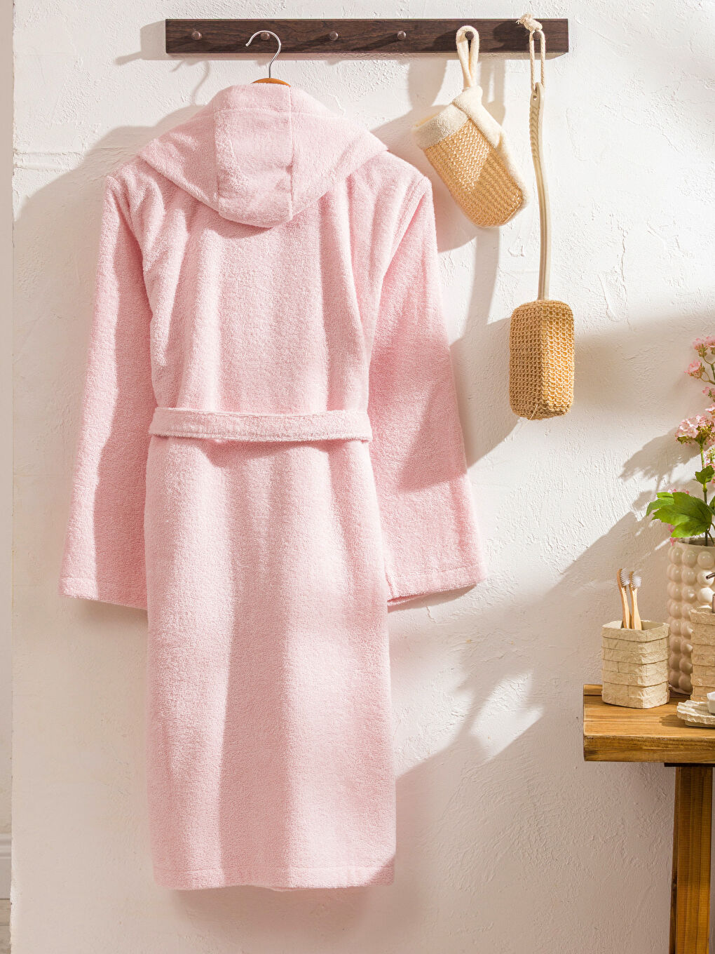Pembe Kapüşonlu Pamuklu Kız Çocuk Bornoz-2