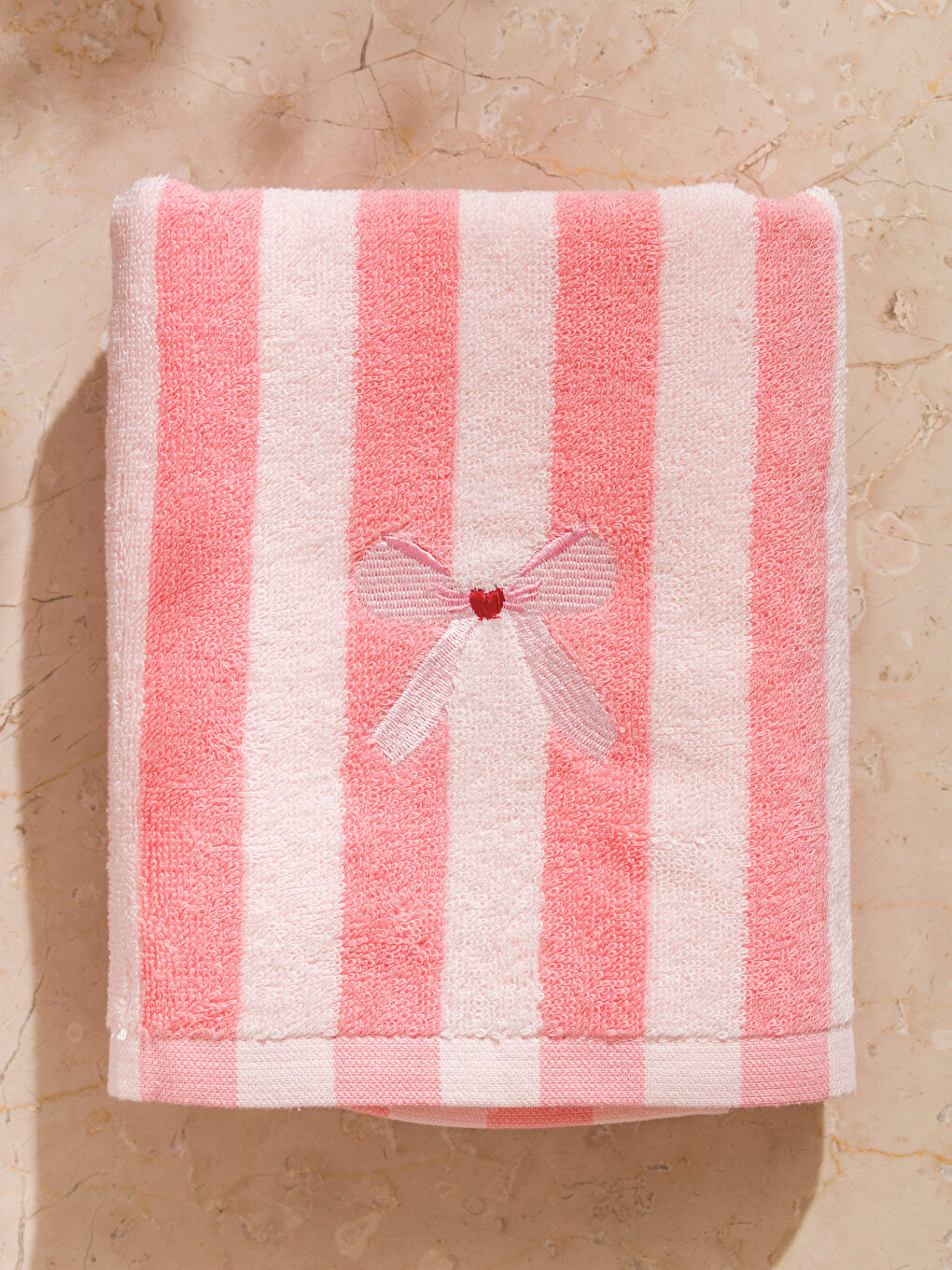 Pembe Çizgi Desenli Yüz Havlusu 50x80 cm-4
