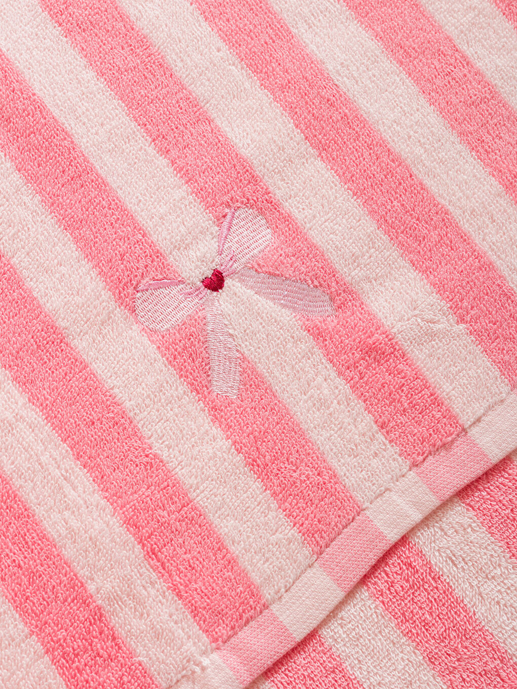 Pembe Çizgi Desenli Yüz Havlusu 50x80 cm-6