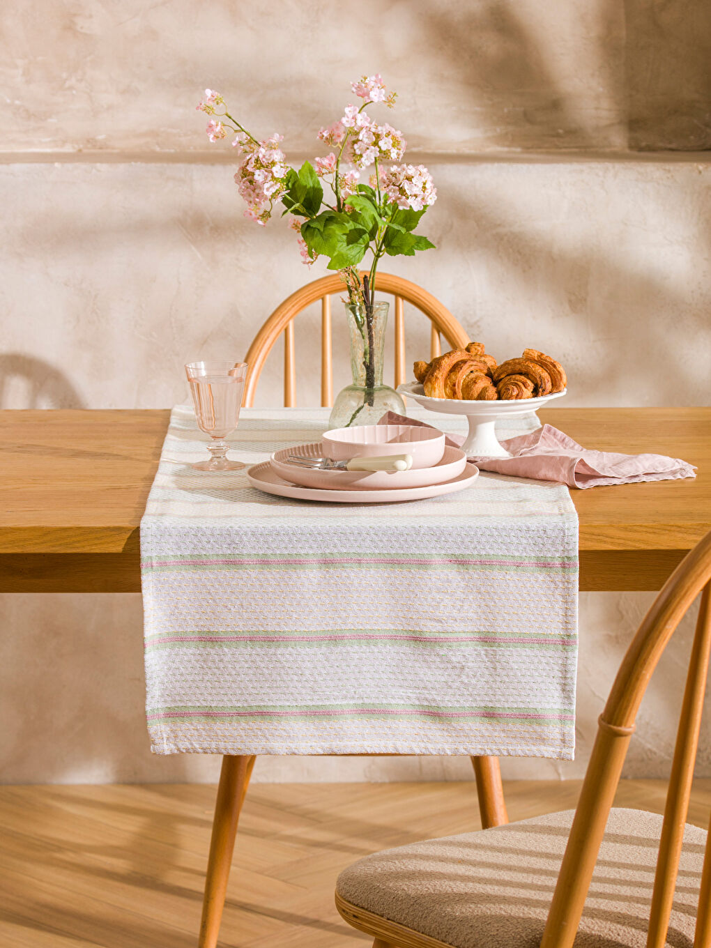 ڕاکەری مێز بێجی-1