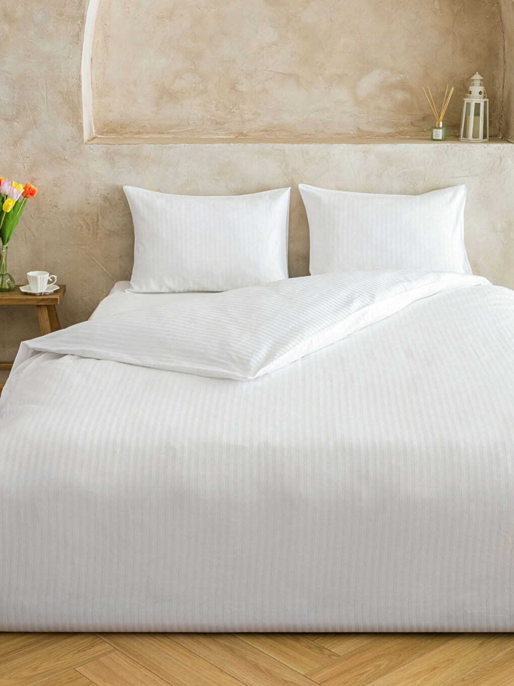 Beyaz Pamuklu Çİft Kişilik Nevresim Seti