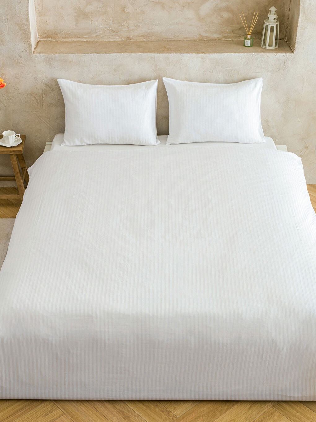 Beyaz Pamuklu Çİft Kişilik Nevresim Seti-1