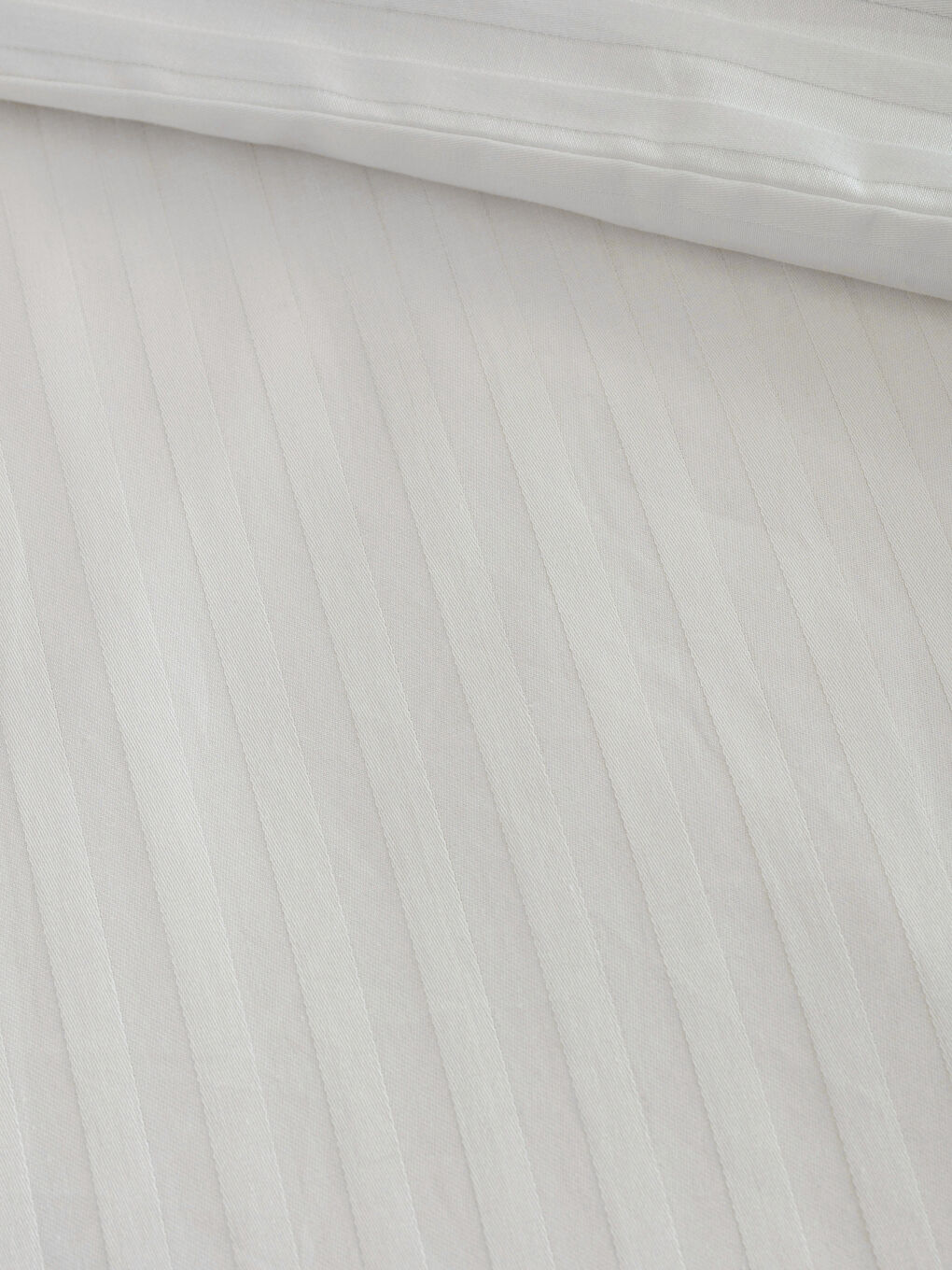 Beyaz Pamuklu Çİft Kişilik Nevresim Seti-4