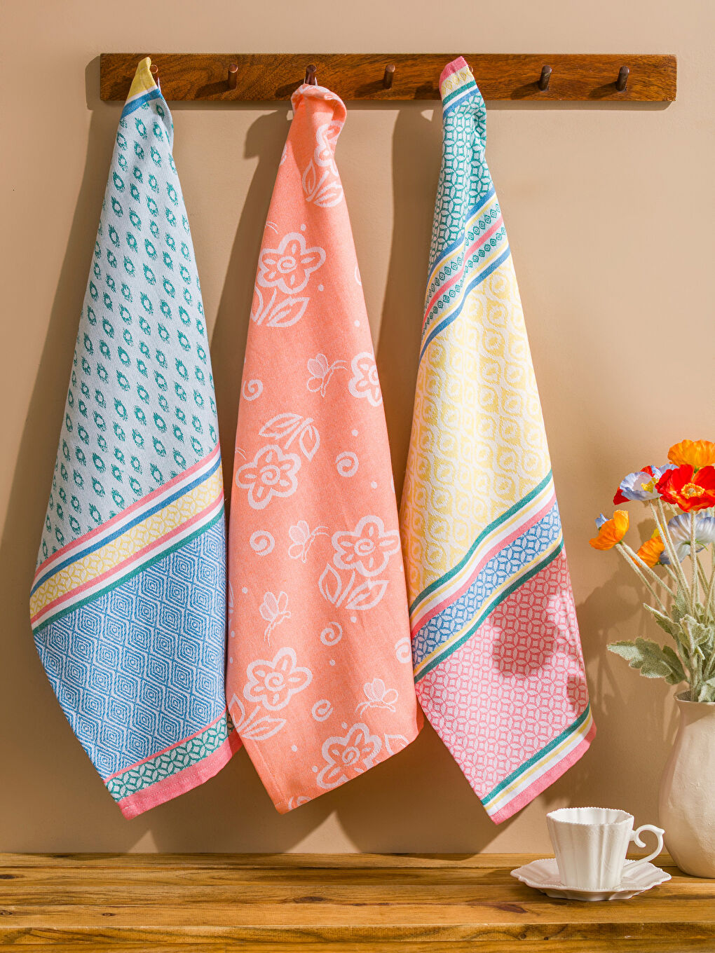 فوطة شاي خليط من الألوان