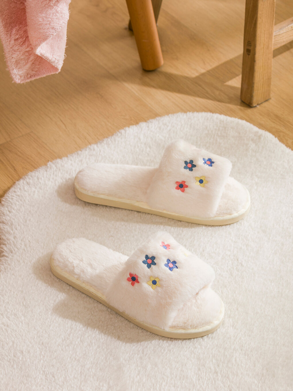 Chaussons de maison ÉCROU Femme-1