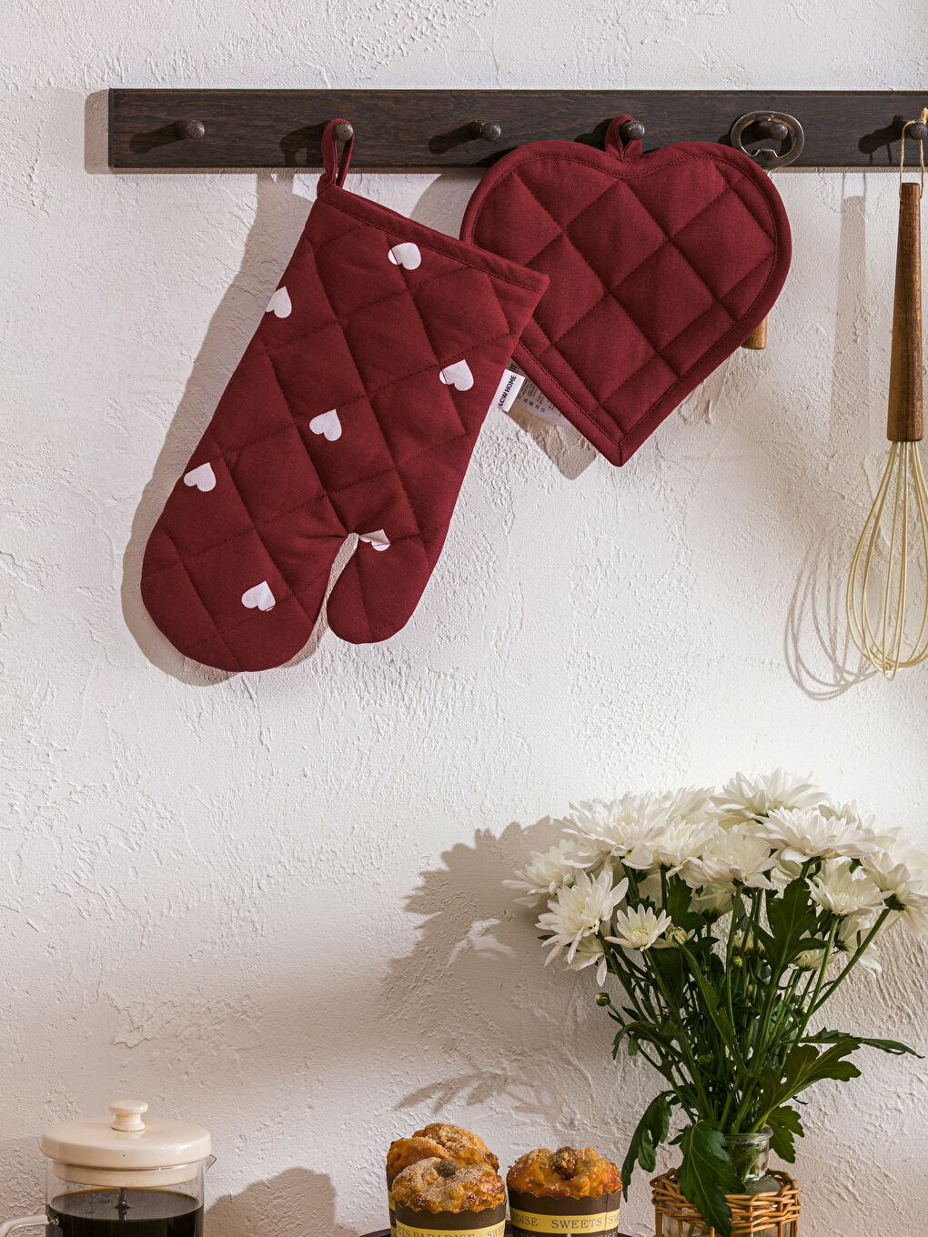 Kırmızı Kalp Baskılı Fırın Eldiveni ve Tutaç