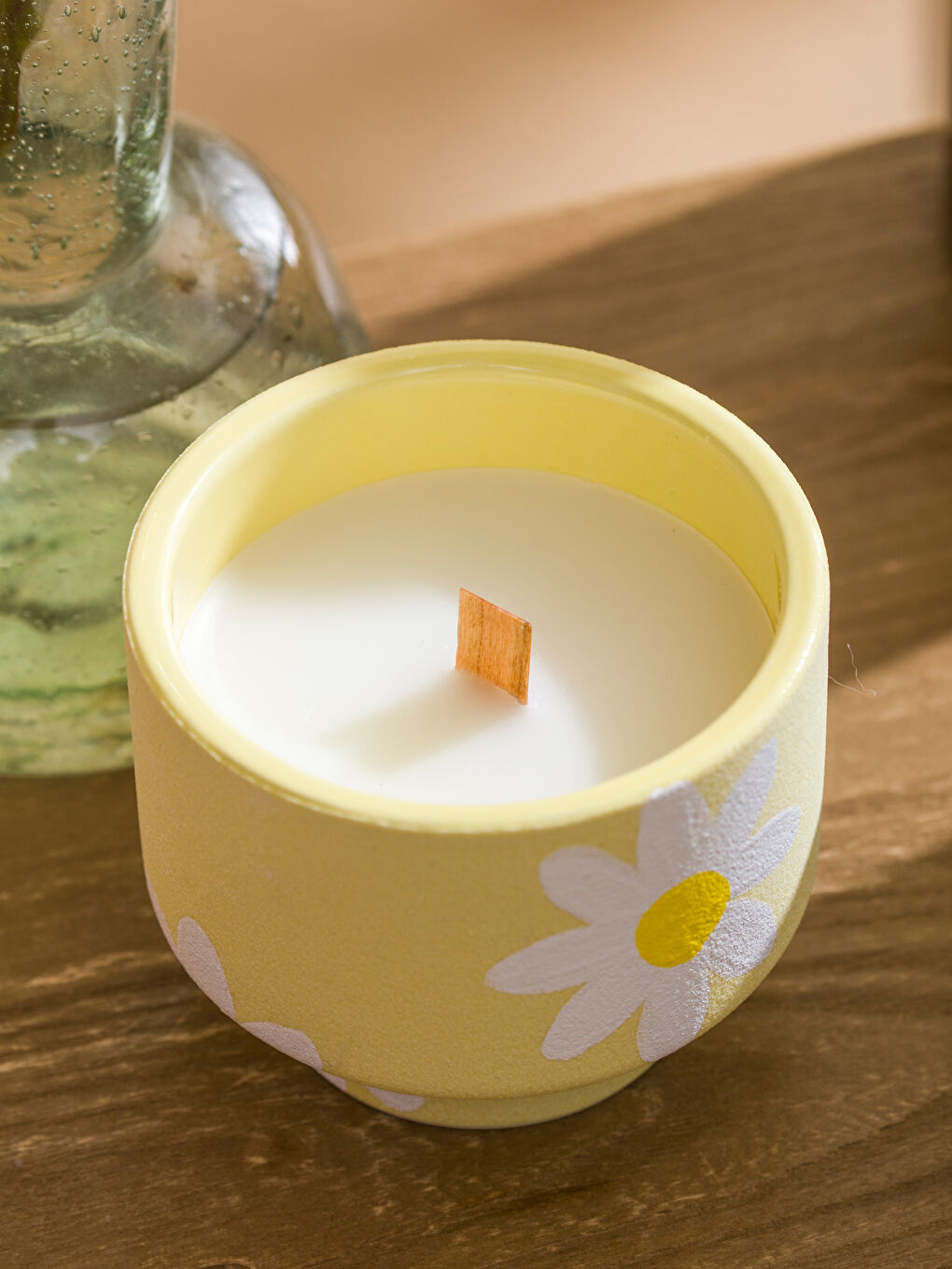 Sarı Çiçek Desenli Bardak Mum-2