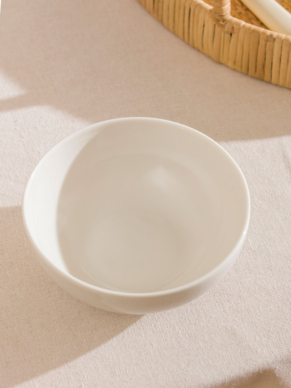 Porcelain Bowl 14 cm-1