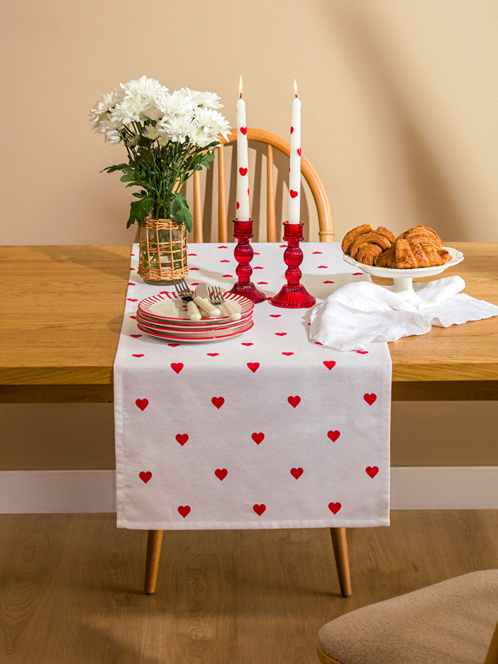 Karışık Kalp Desenli Runner-1