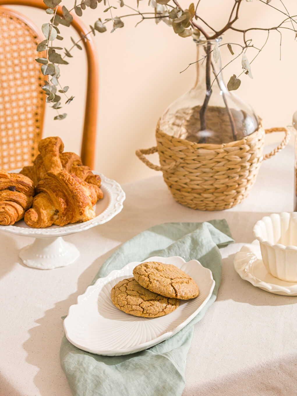 Beyaz Oval Sunum Tabağı 26 cm