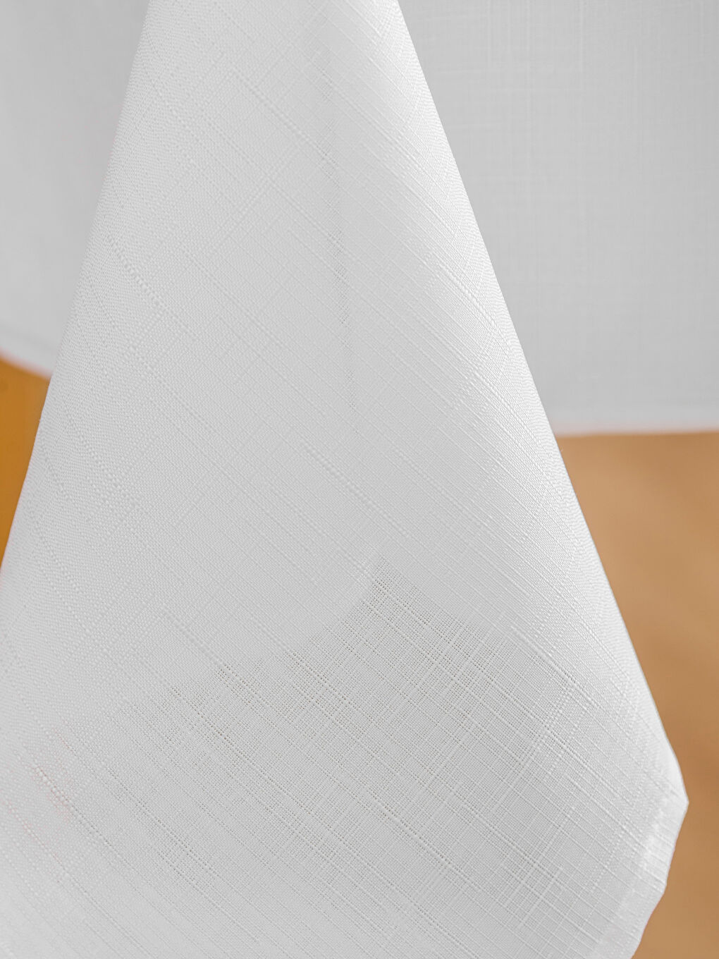 SVETLO BEŽ Stolnjak-2