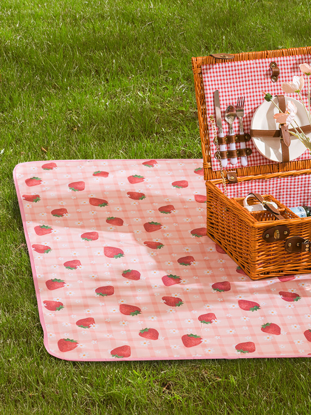 Karışık Baskılı Piknik Matı 130x150 cm