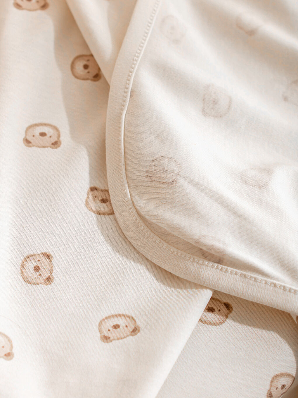 Ekru Baskılı Erkek Bebek Müslin Örtü -2