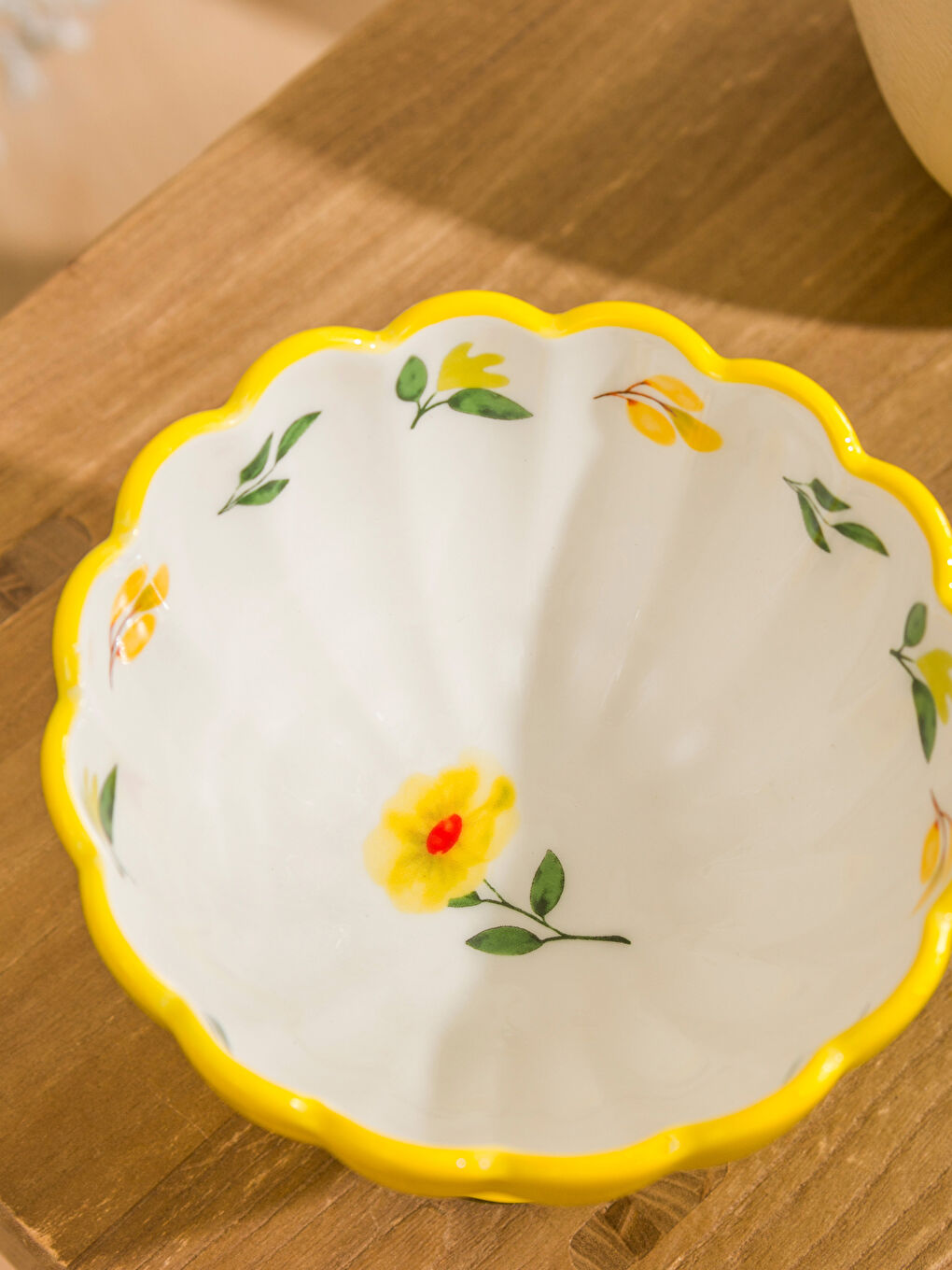 YELLOW Cake Stand-2