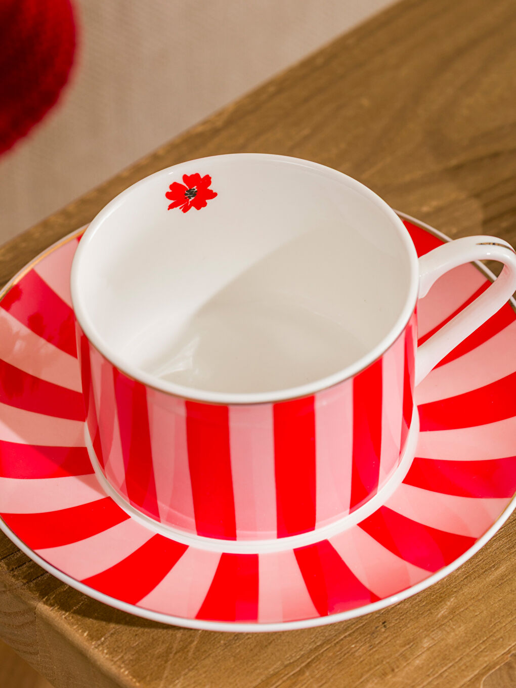 Kırmızı Baskılı 2 Kişilik Porselen Kahve Fincan Takımı 90 ml-2