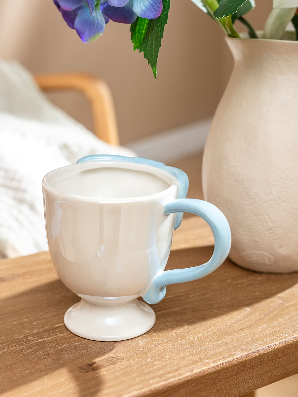 Beyaz Fiyonk Baskılı Kupa-1