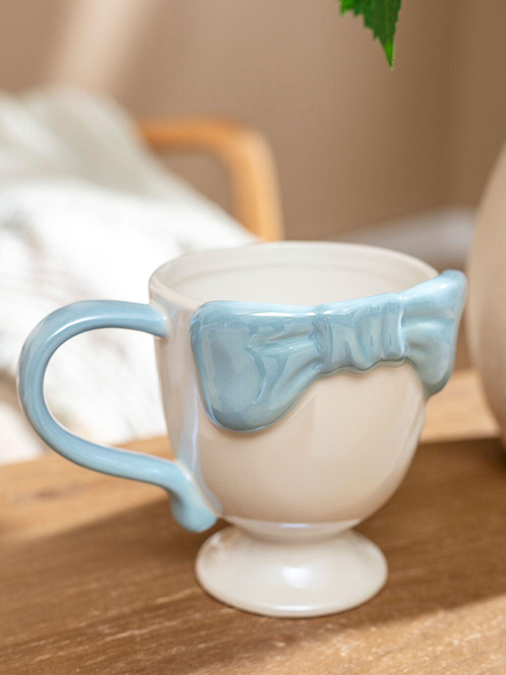 Beyaz Fiyonk Baskılı Kupa-2