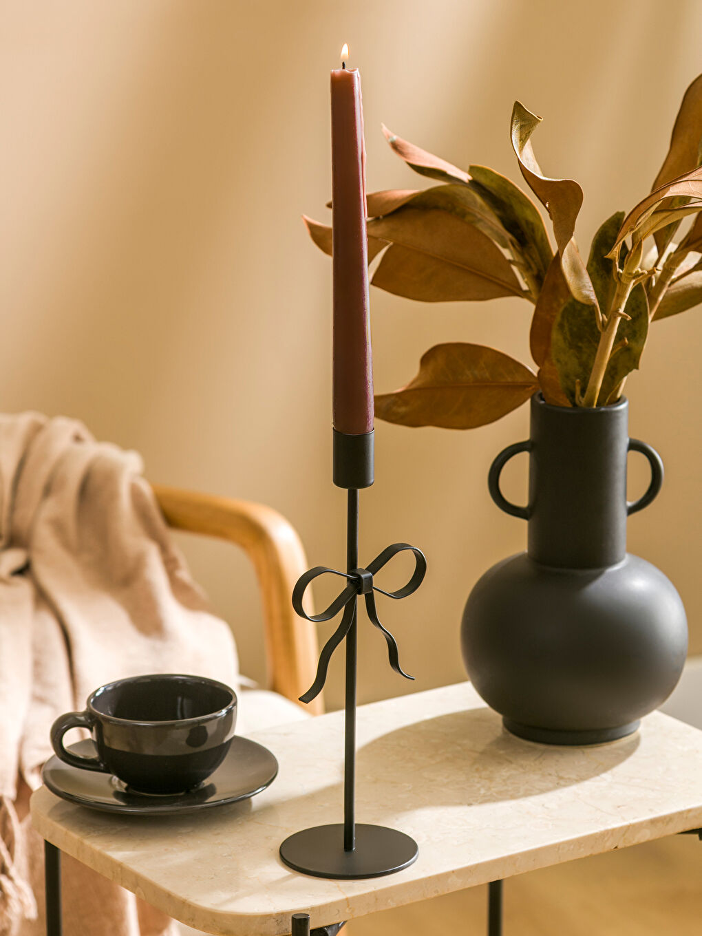 Siyah Fiyonk Görünümlü Metal Mumluk 26 cm