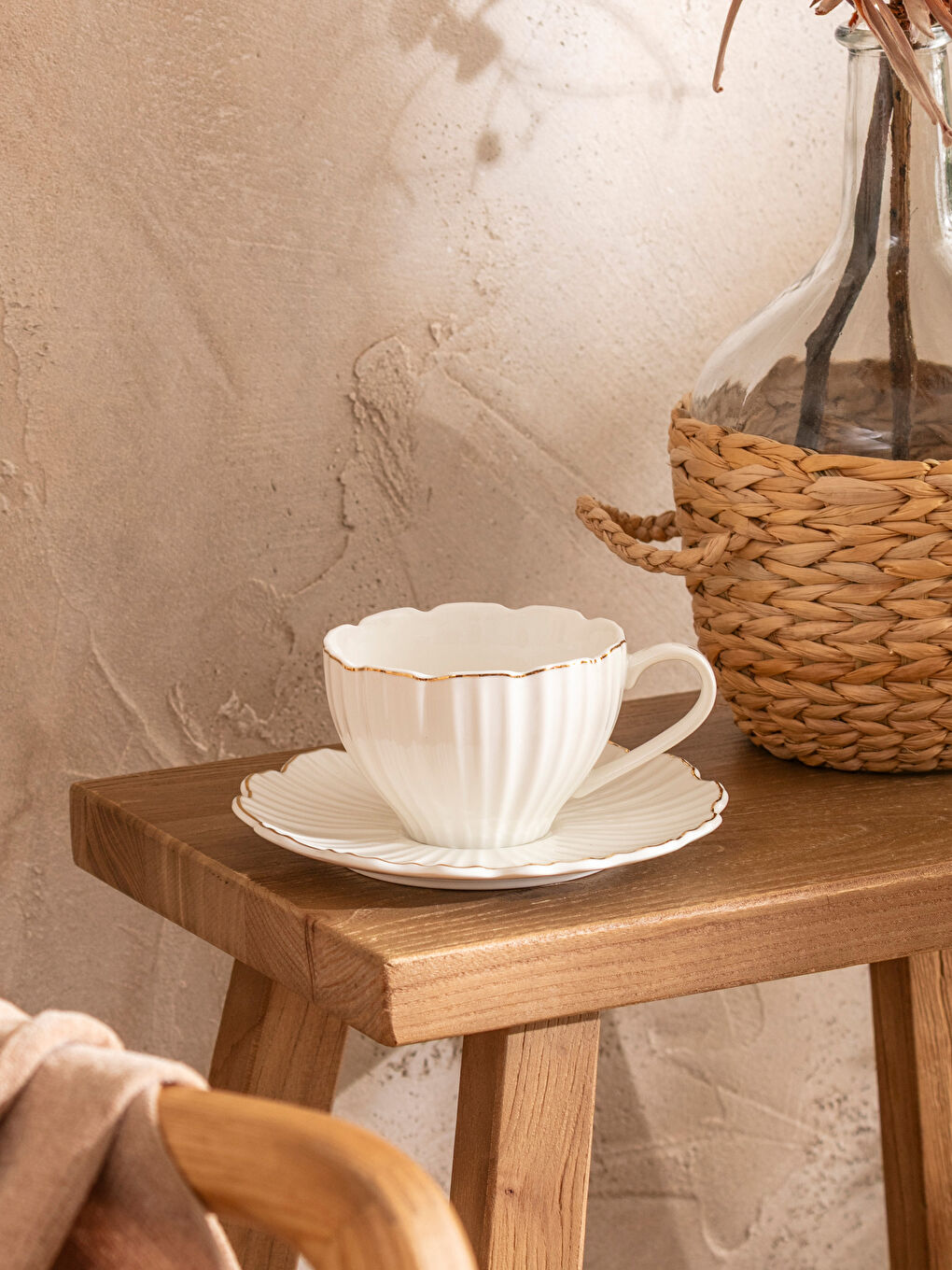 Beyaz  Porselen Kahve Fincan Takımı