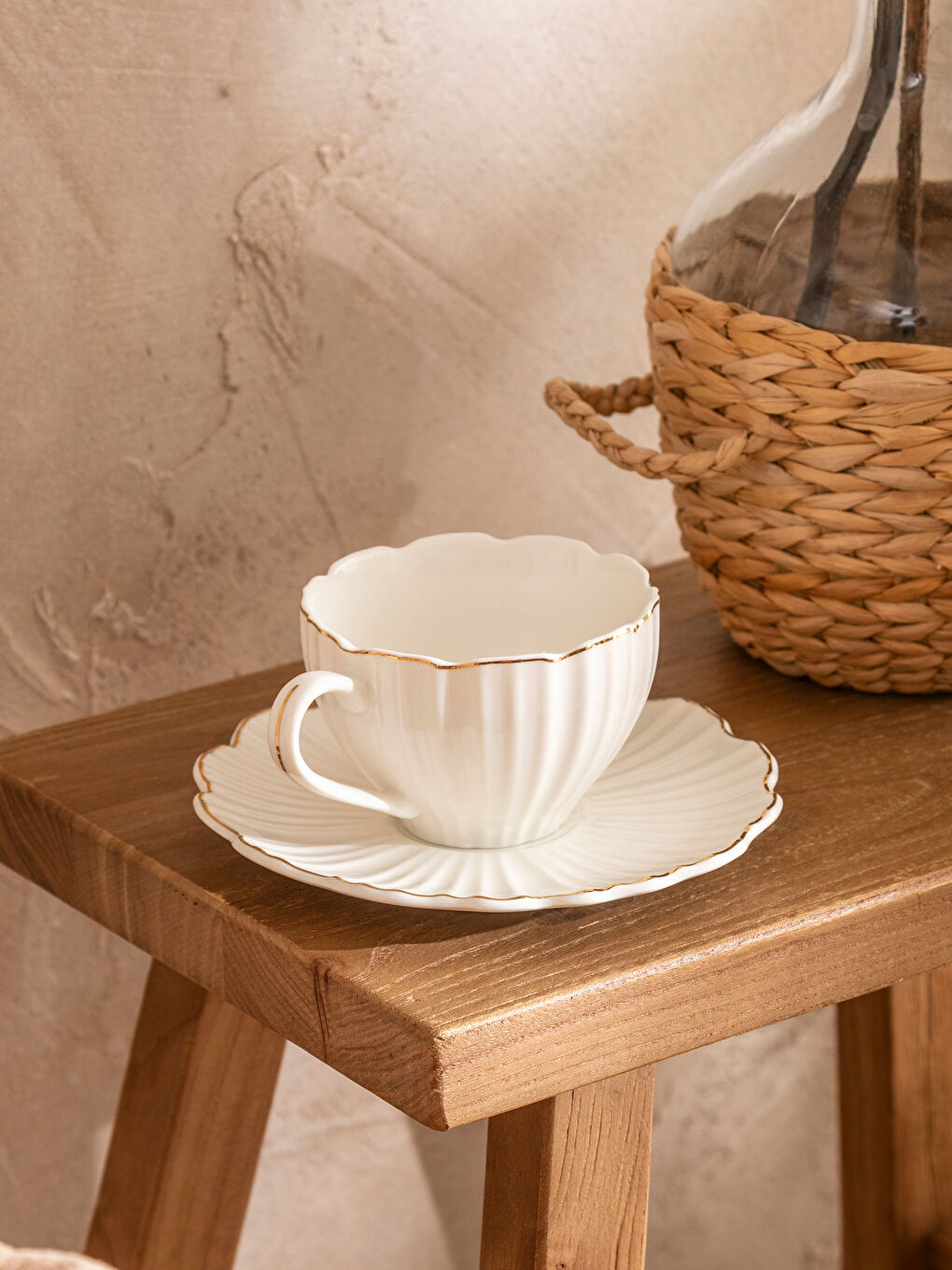 Beyaz  Porselen Kahve Fincan Takımı-1