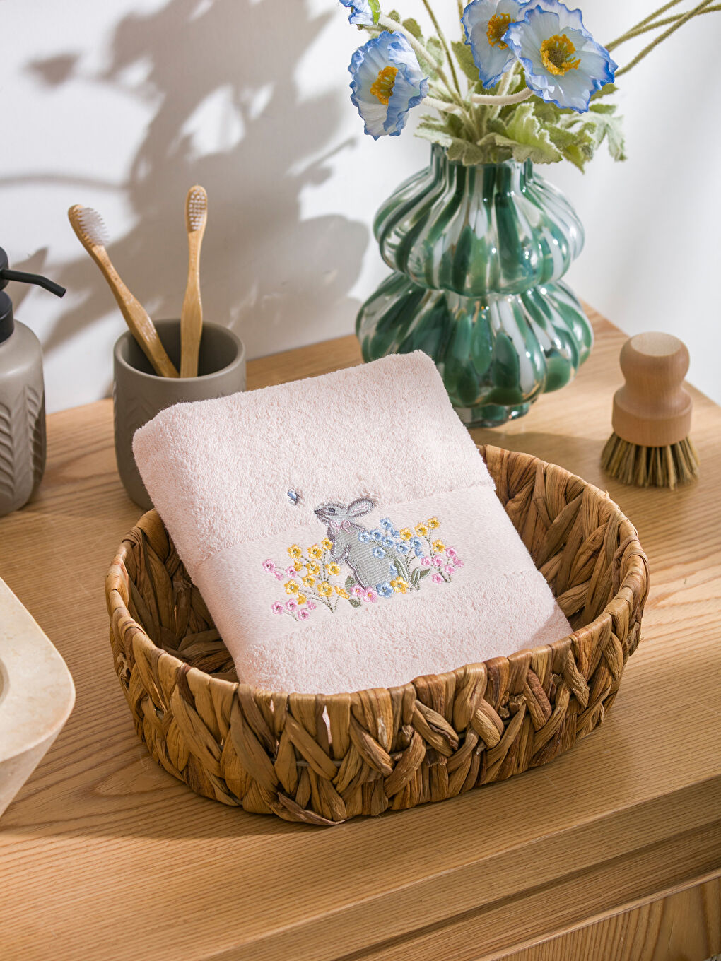 Embroidered Cotton Face Towel 50x80 cm-2