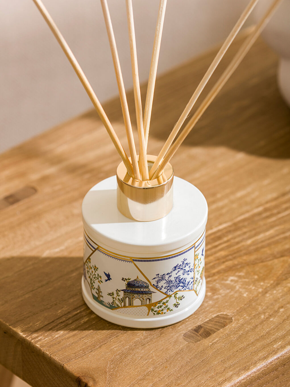 فواحة عطرية برائحة الكهرمان-2