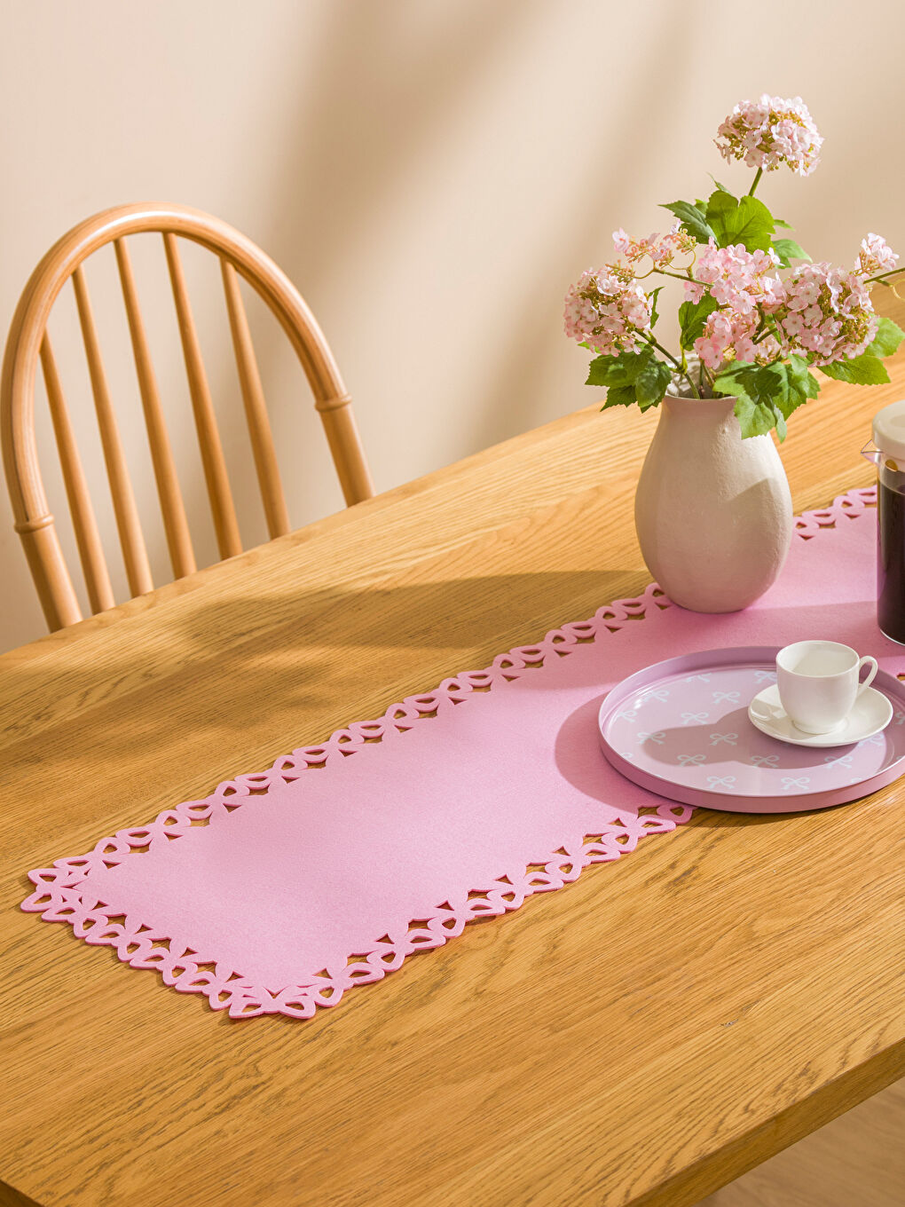 Pembe Fiyonk Figürlü Runner 45x150 cm