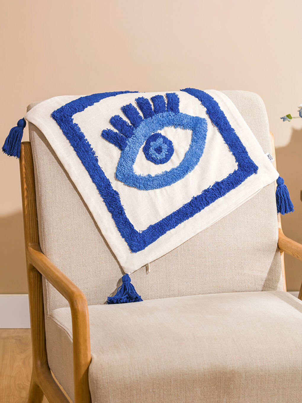 Mavi Göz Nakışlı Kırlent Kılıfı 45x45 cm-1