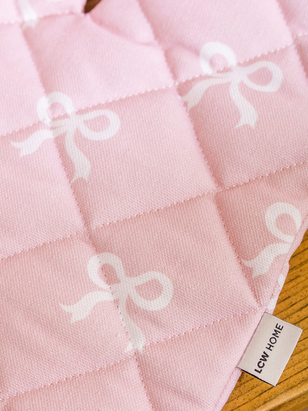 Pembe Fiyonk Baskılı Fırın Eldiveni ve Tutaç-2