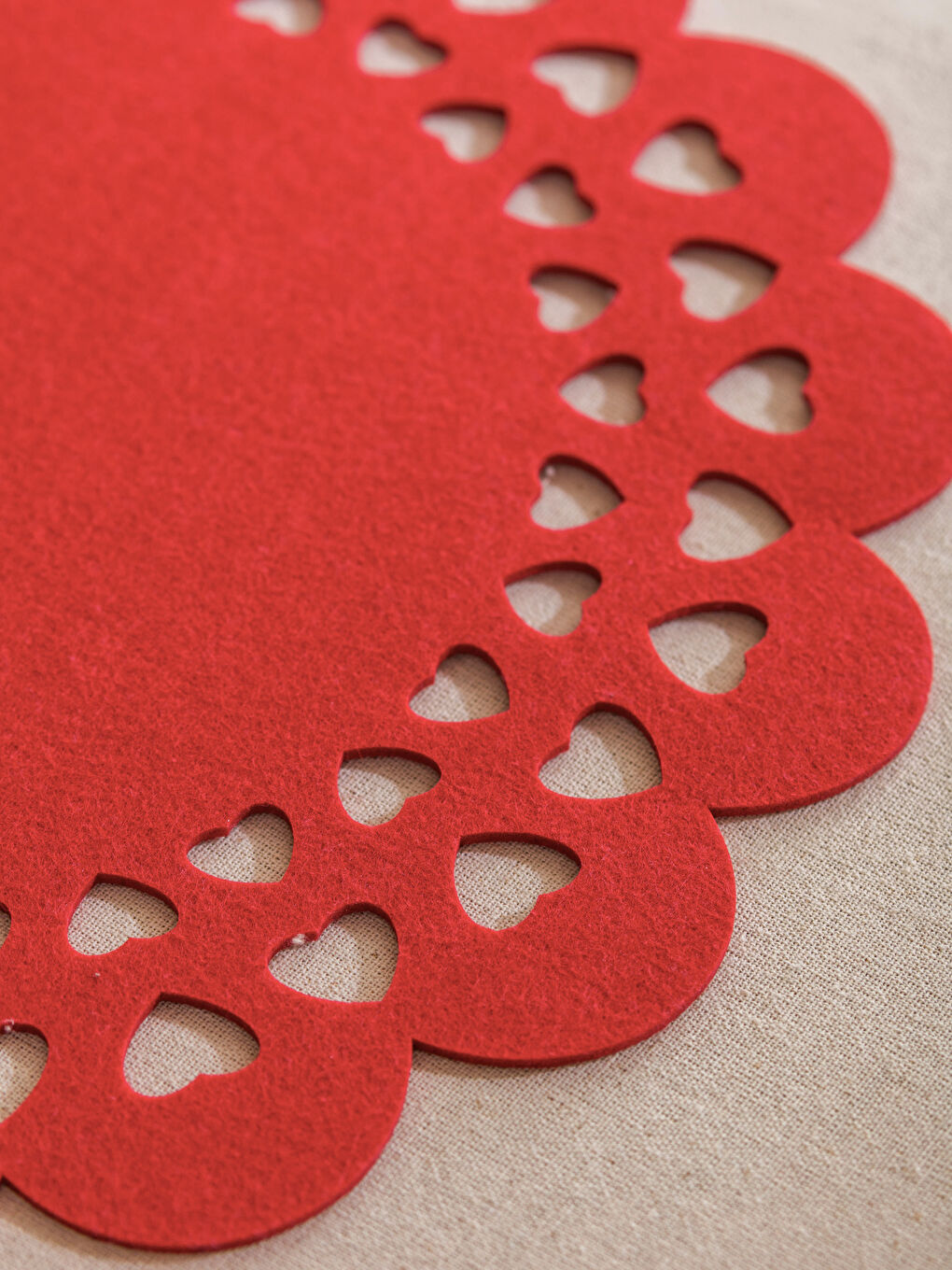 Kırmızı Kalp Desenli Supla 38 cm-2