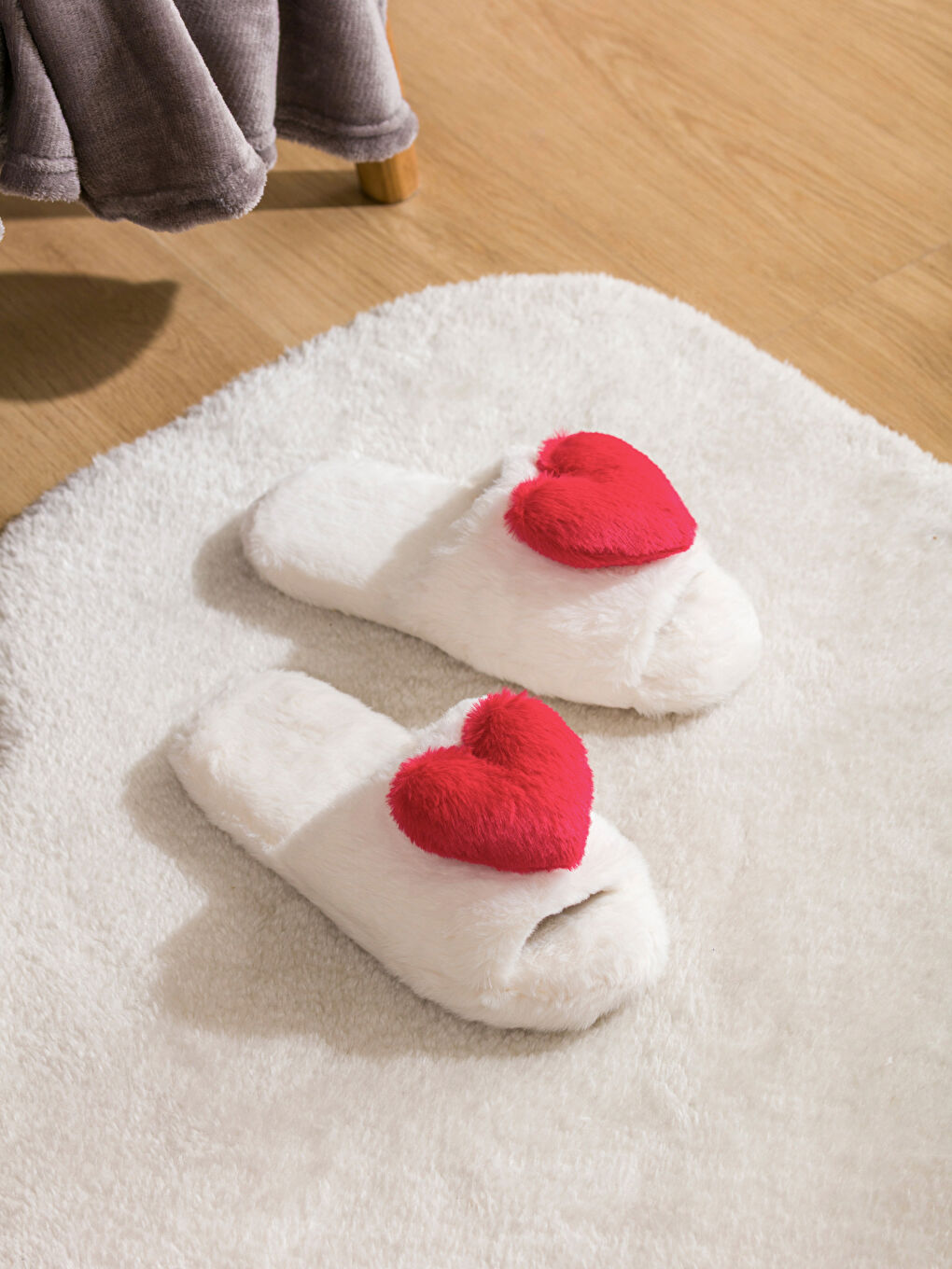 Chaussons de maison ROUGE Femme-1
