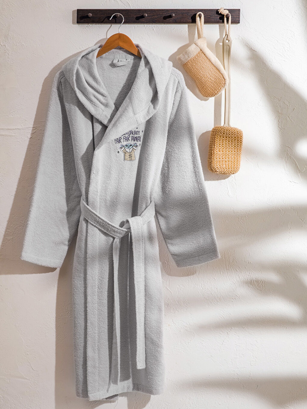 Gri Star Wars Nakışlı Erkek Bornoz 