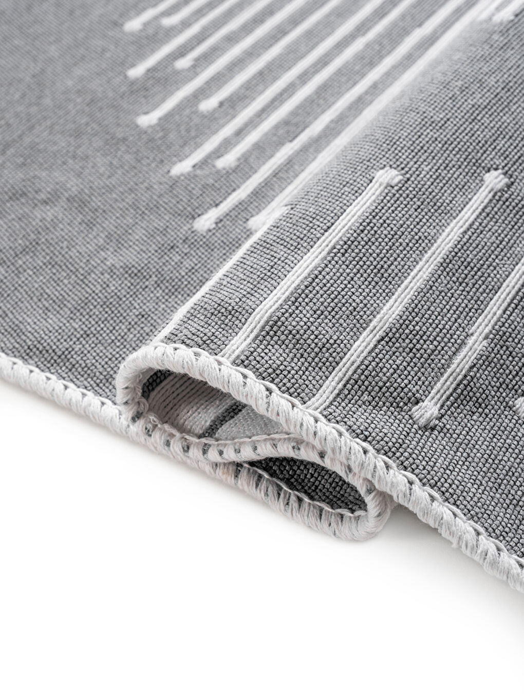 ڕایەخ خۆڵه‌مێشی-3