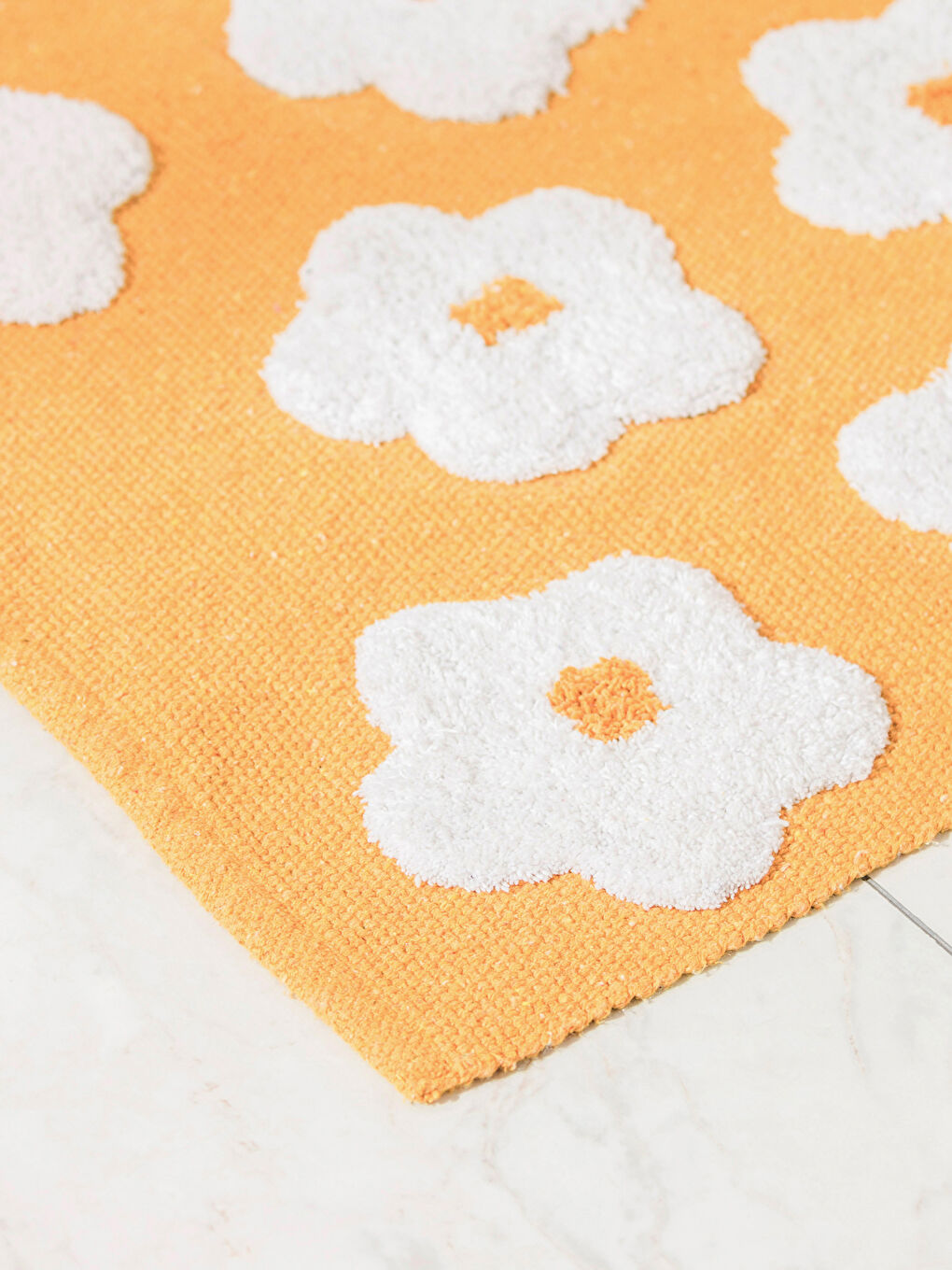 ORANGE Bath Mat-1