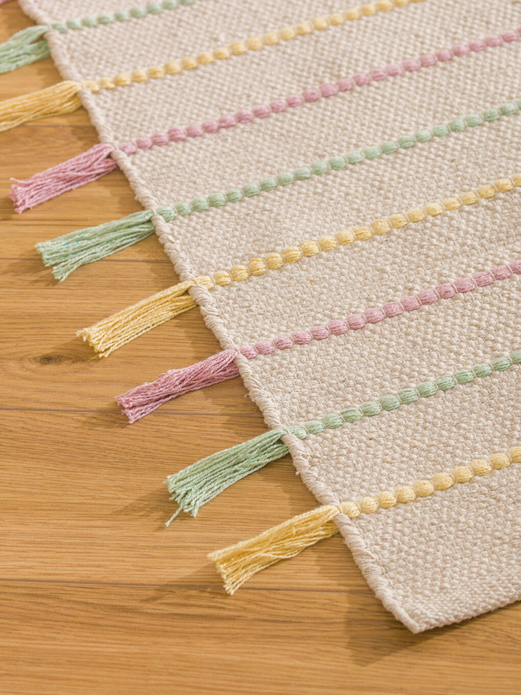 Karışık Püsküllü Halı 70x140 cm-1