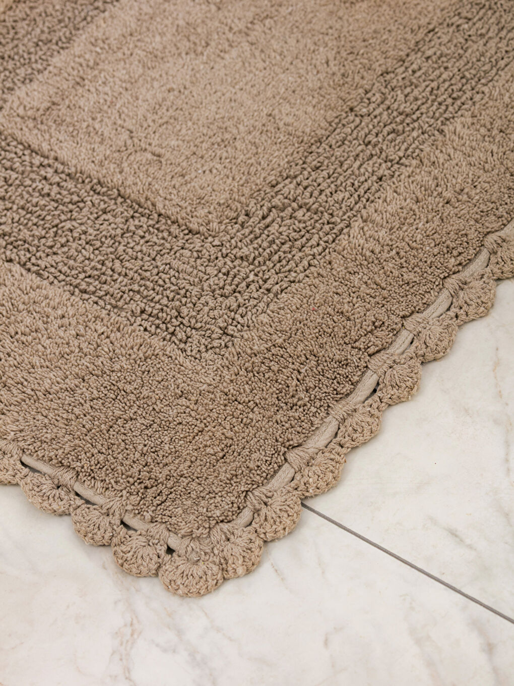 BROWN Bath Mat-1
