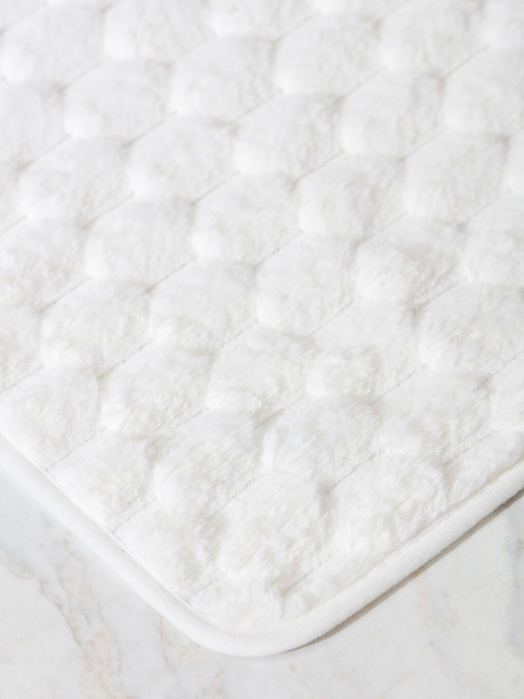 Plush Bath Mat 50x80 cm-1