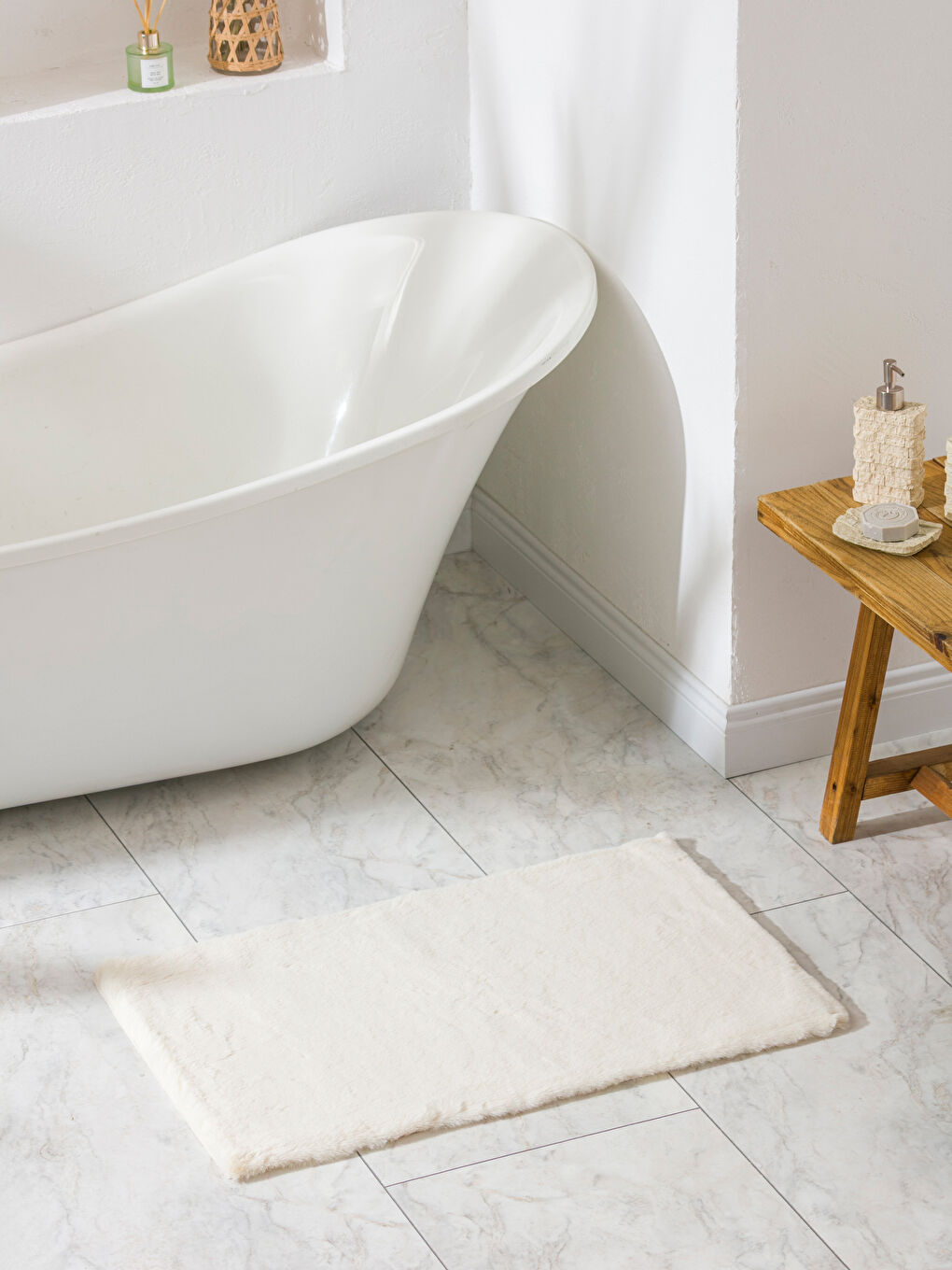 سجادة حمام بيج فاتح / ايكرو