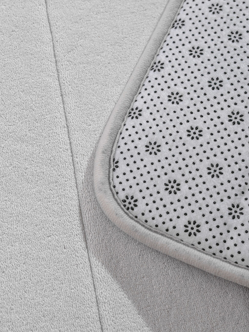 Плюшевый коврик для ванной 50x80 см-2